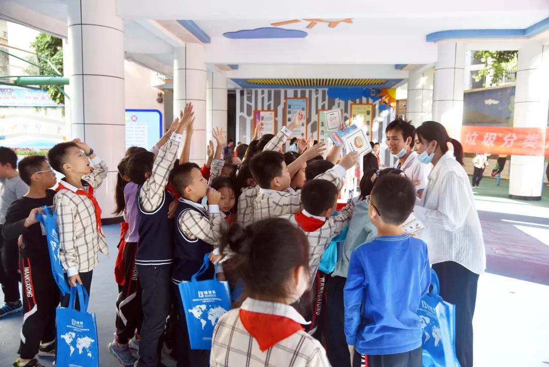 南湖小学.jpg